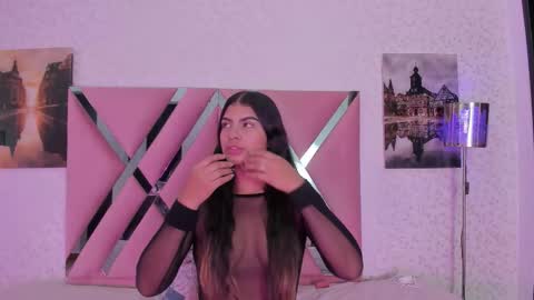 Sophia Salazar online show from November 2025 11:54:01 AM