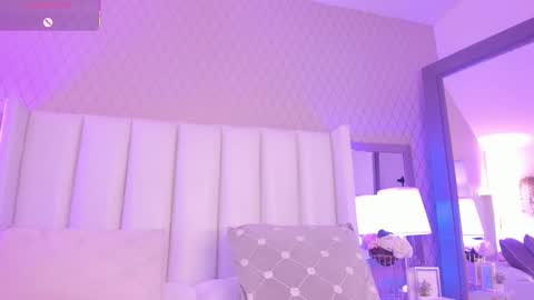 SophiaSmiths online show from November 2025 10:14:02 PM