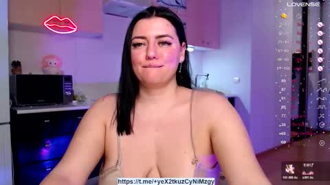 Sophia online show from February 2026 07:01:02 PM