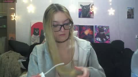 SophiaSonata online show from February 2026 10:30:01 PM