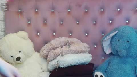 Snapshot of sophiastarr10 chatting on February 2026 10:06:02 PM sophiastarr10 online show from February 2026 10:06:02 PM