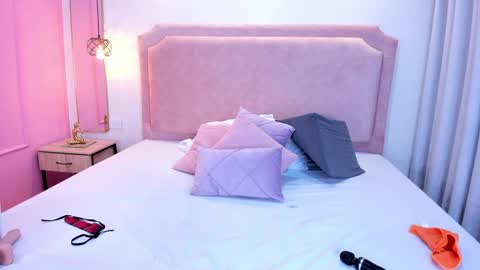 Snapshot of sophiawhite__ chatting on January 2025 04:16:02 PM SOPHIA online show from January 2025 04:16:02 PM