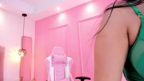 Snapshot of sophiawhite__ chatting on February 2025 07:46:01 PM SOPHIA online show from February 2025 07:46:01 PM