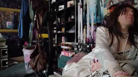 Sophie Satin1980 online show from April 2026 01:41:01 PM