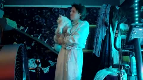 Snapshot of sophie198013 chatting on June 2026 02:43:02 AM Sophie Satin1980 online show from June 2026 02:43:02 AM