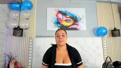 sophie__blare online show from June 2026 12:51:02 PM