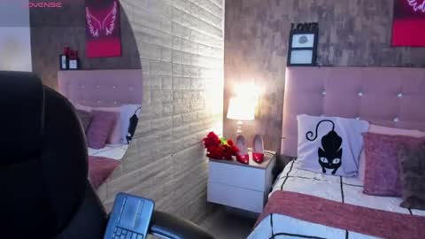 sophie__blare online show from July 2026 01:13:02 PM