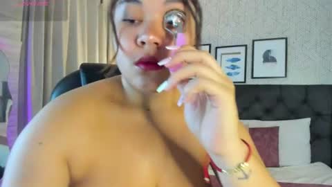 sophie__blare online show from July 2026 06:23:01 PM