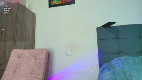Sophie  online show from April 2026 11:03:02 PM
