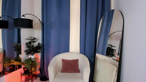 Sophia online show from May 2026 01:52:02 PM