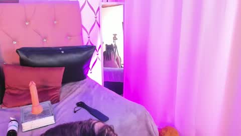 Sophie online show from December 2024 07:57:01 AM