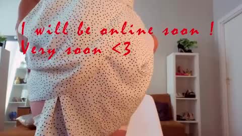 Sophie online show from April 2026 05:54:01 PM