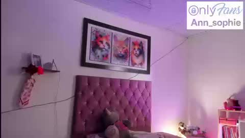 sophie doll online show from September 2025 02:53:01 PM