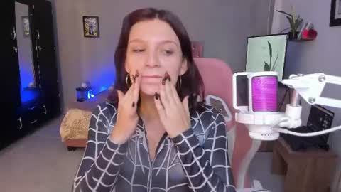 sophie doll online show from July 2026 05:39:01 PM