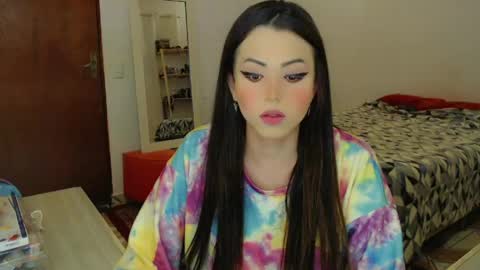 Sophie Fantasys online show from June 2026 01:02:01 PM
