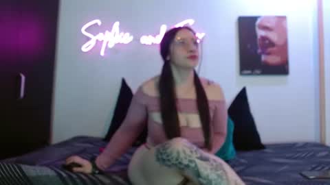SOPHIE - FOXX online show from June 2026 12:02:01 PM