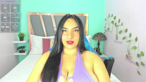 Snapshot of sophie_grays chatting on May 2026 08:28:01 PM S O P H I E online show from May 2026 08:28:01 PM