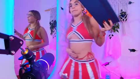 Snapshot of sophie_janner chatting on October 2025 08:18:02 AM SOPHIE JANNER online show from October 2025 08:18:02 AM