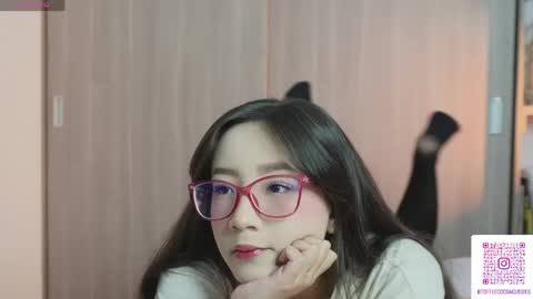 Snapshot of sophie_lii chatting on April 2026 10:51:02 PM Sophie or Sof online show from April 2026 10:51:02 PM