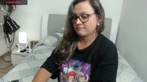 Snapshot of sophie_lopez1 chatting on February 2025 02:08:02 AM Sofa online show from February 2025 02:08:02 AM