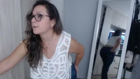 Sofa online show from June 2026 02:53:01 AM
