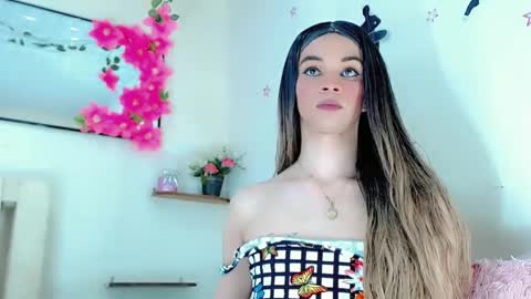 sophie_miaa online show from January 2025 05:09:02 PM