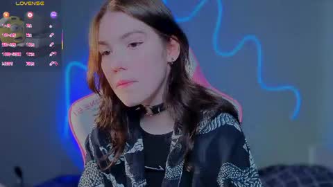 Snapshot of sophie_nomenal_ chatting on June 2026 10:40:01 AM sophie_nomenal_ online show from June 2026 10:40:01 AM
