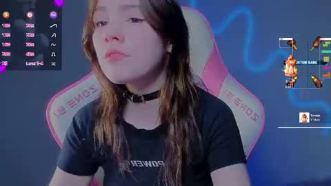 Snapshot of sophie_nomenal_ chatting on July 2026 06:27:02 PM sophie_nomenal_ online show from July 2026 06:27:02 PM
