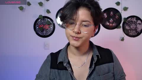 Snapshot of sophie_ross1 chatting on October 2025 12:55:01 AM sophie_ross1 online show from October 2025 12:55:01 AM