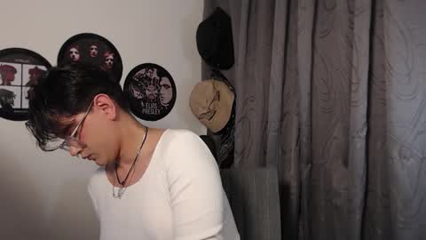 Snapshot of sophie_ross1 chatting on December 2025 12:30:01 AM sophie_ross1 online show from December 2025 12:30:01 AM