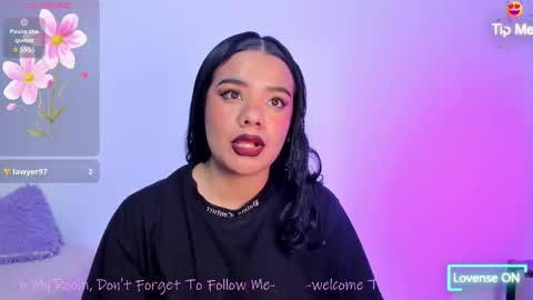 Sofia online show from December 2025 12:32:01 PM