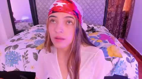 Sophie online show from June 2026 06:39:02 PM