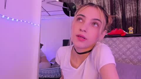 Sophie online show from July 2026 06:36:01 PM