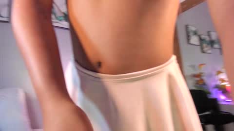 sophie_w1 online show from December 2025 12:21:02 PM