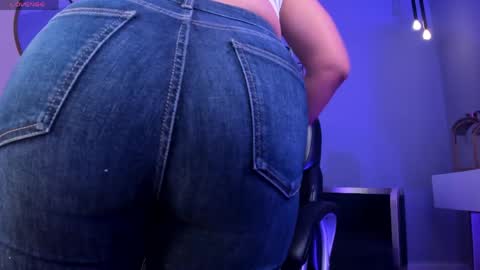 Sophie online show from May 2026 01:29:02 PM