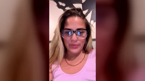 Sophieluvsthesun online show from June 2026 03:51:02 AM