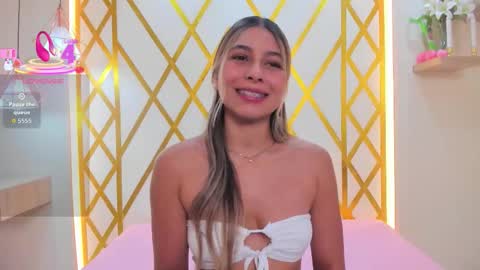 Sophie online show from March 2026 12:21:02 PM