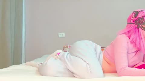 Snapshot of sophiechan69 chatting on September 2025 01:34:02 PM ShopieChan69 online show from September 2025 01:34:02 PM