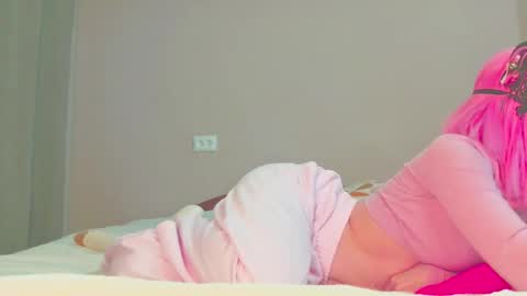 Snapshot of sophiechan69 chatting on November 2025 03:30:02 PM ShopieChan69 online show from November 2025 03:30:02 PM