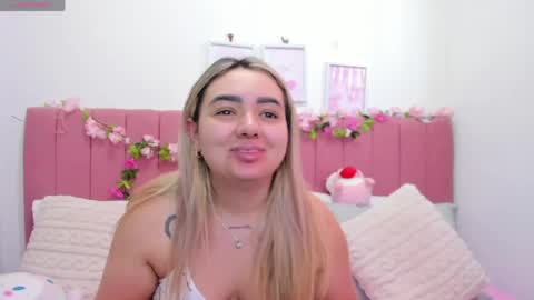 sophiee rosee online show from May 2026 08:25:02 PM