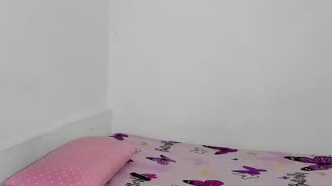 Snapshot of sophiee_veryhot chatting on November 2025 10:34:02 PM sophiee veryhot online show from November 2025 10:34:02 PM