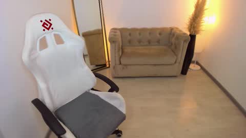 Sophie online show from September 2025 11:12:02 AM