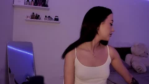 Sophie online show from July 2026 06:04:01 PM