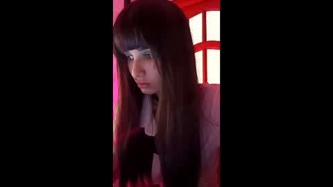 Sophie online show from May 2026 11:17:02 AM