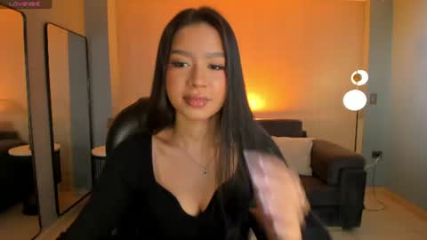 Sophie Houston online show from June 2026 02:45:02 AM