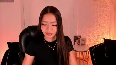 Sophie Houston online show from July 2026 04:37:01 AM