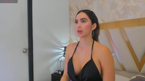 Snapshot of sophiekozlov chatting on February 2025 04:42:02 PM Sophie online show from February 2025 04:42:02 PM