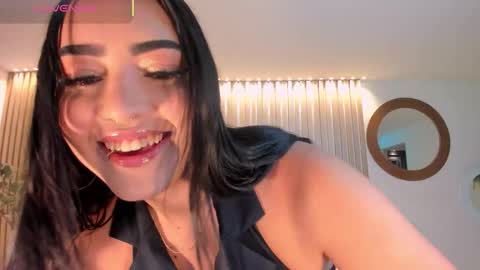 Snapshot of sophielanne chatting on March 2026 03:45:02 AM Sophie online show from March 2026 03:45:02 AM