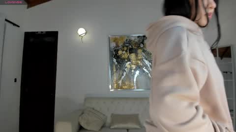 Snapshot of sophielanne chatting on April 2026 04:06:02 AM Sophie online show from April 2026 04:06:02 AM