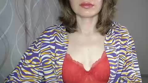 Sophiemisss online show from June 2026 06:13:02 AM